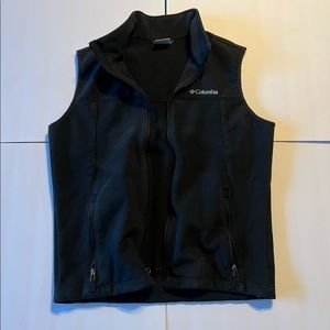 Columbia vest black